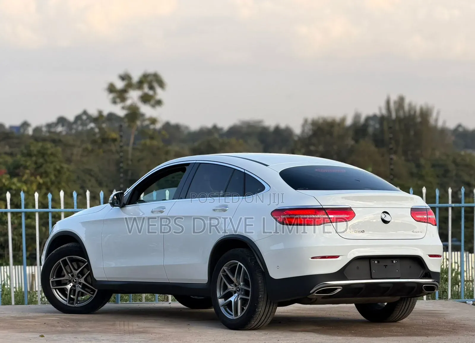 Mercedes-Benz GLC-Class 2019 White
