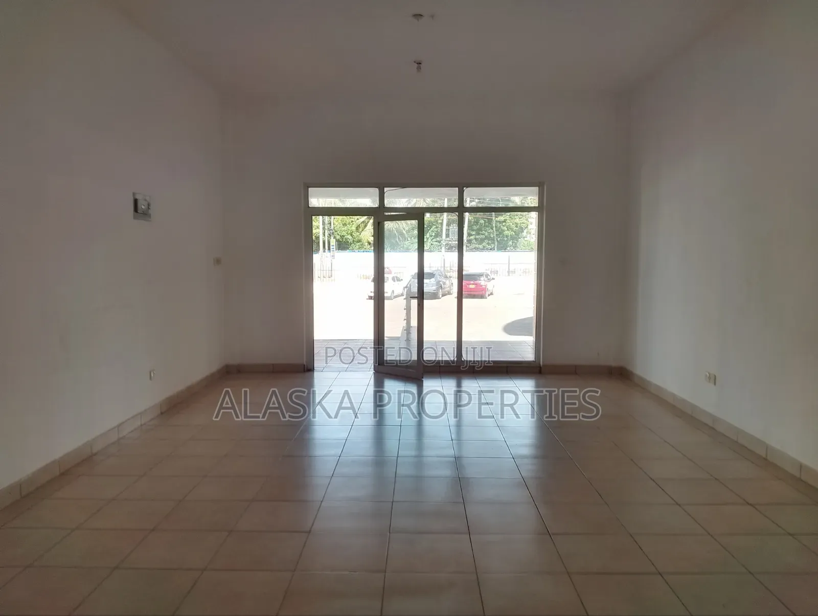 Business Space to Let in Nyali Links Road