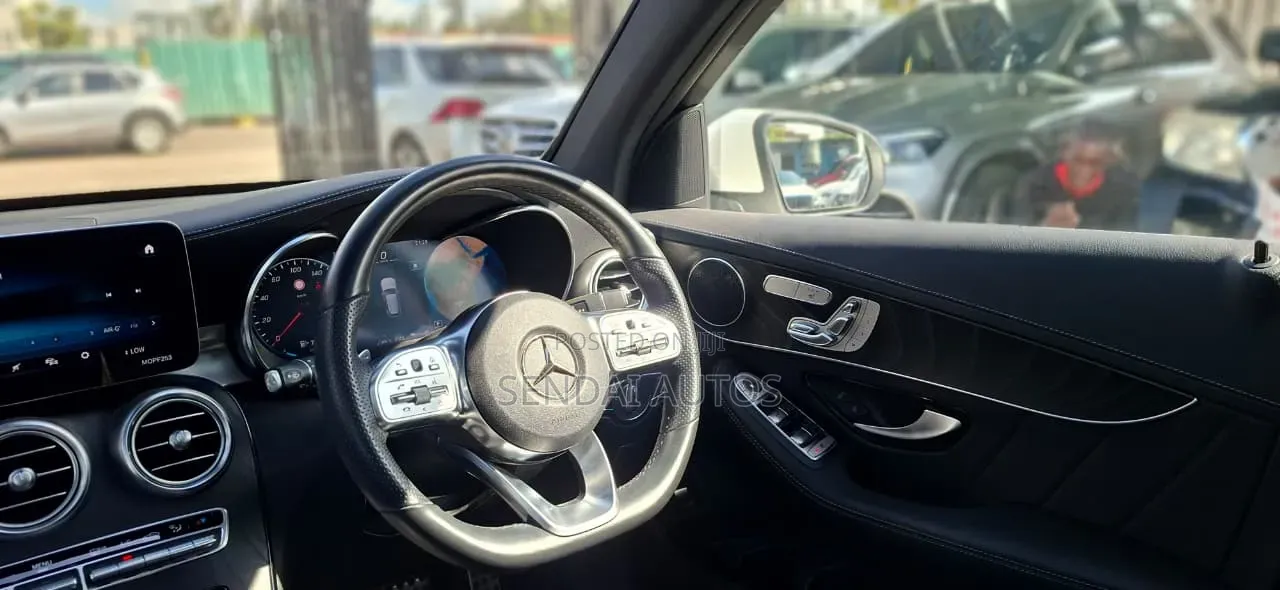Mercedes-Benz GLC-Class 2019 White
