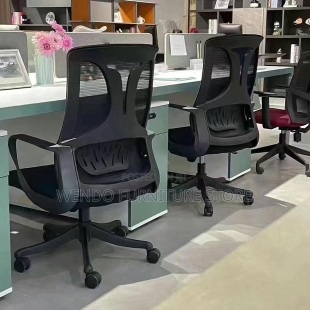 Office Chairs; Ergonomic Swivel Executive Fabric Office Chairs - thumbnail 4