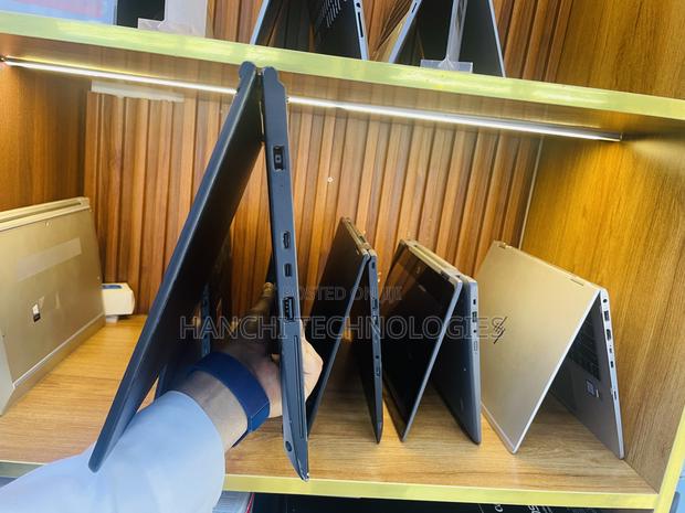 Laptop Lenovo ThinkPad Yoga 370 8GB Intel Core i5 SSD 256GB - thumbnail 2