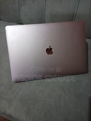 Laptop Apple MacBook Pro 2017 16GB Intel Core i7 SSD 1T