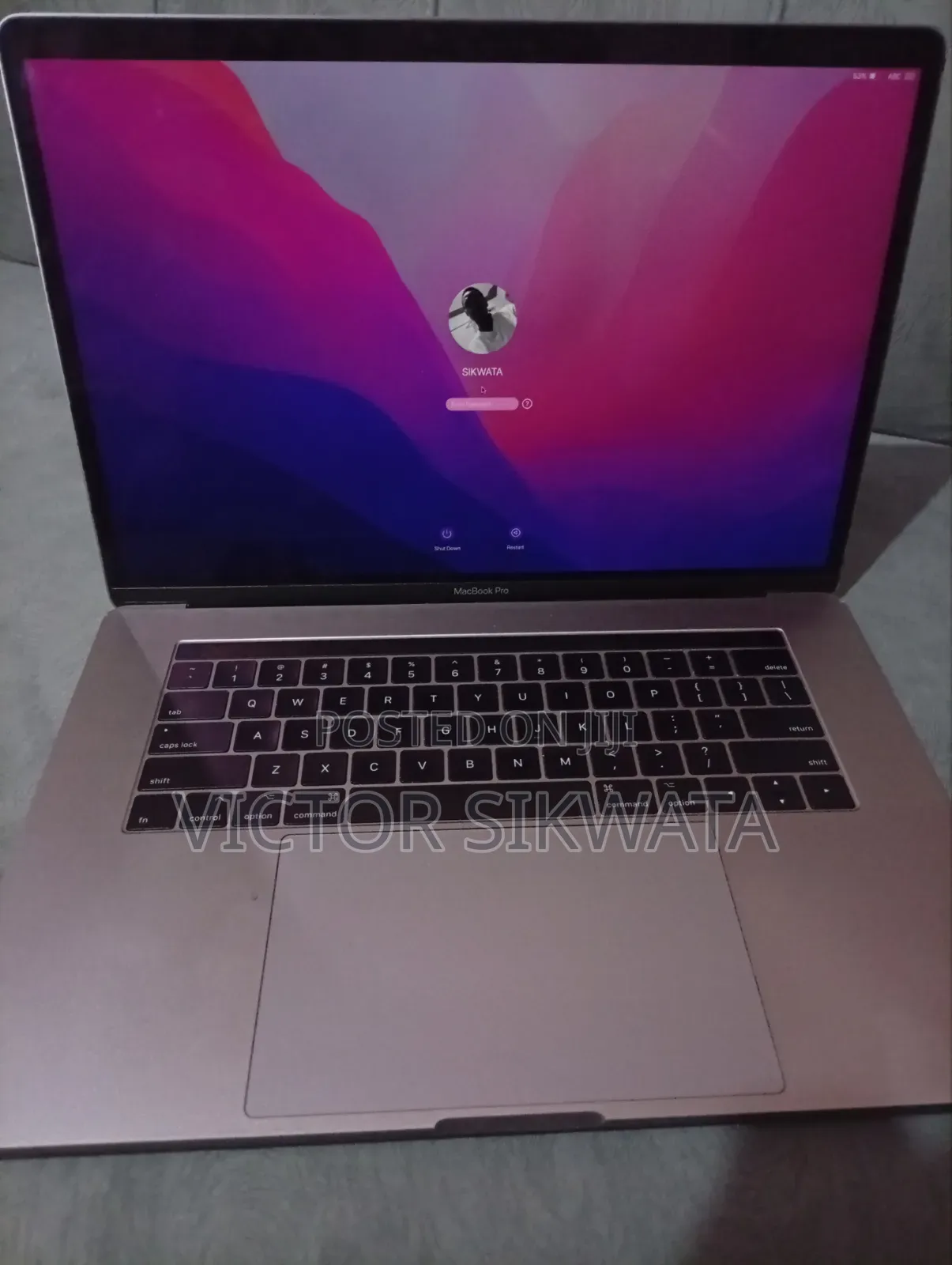 Laptop Apple MacBook Pro 2017 16GB Intel Core i7 SSD 1T