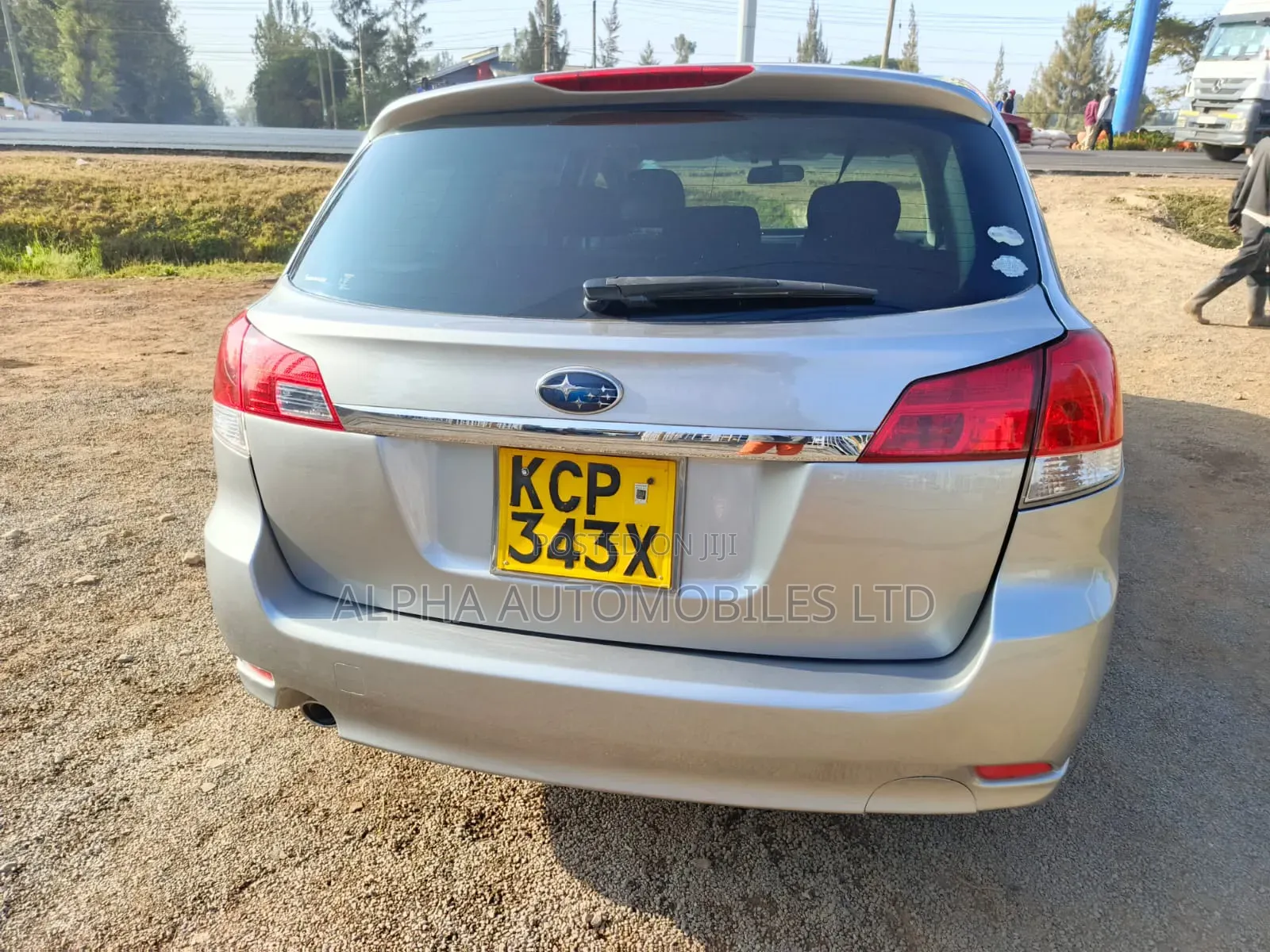 Subaru Legacy 2.5i Limited 2011 Gray