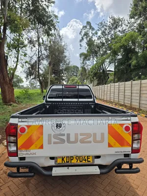 Isuzu D-MAX 2024 White