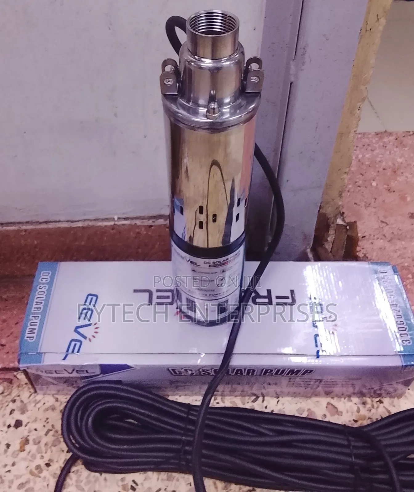 Freevel Submersible Solar Water Pump 50m
