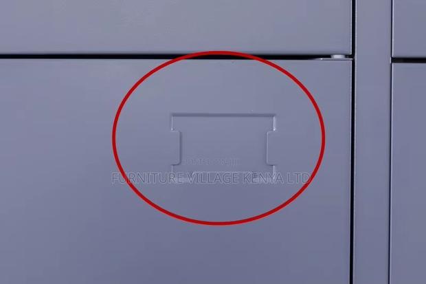 6-Door Metallic Changing Rooms Storage Locker - thumbnail 4