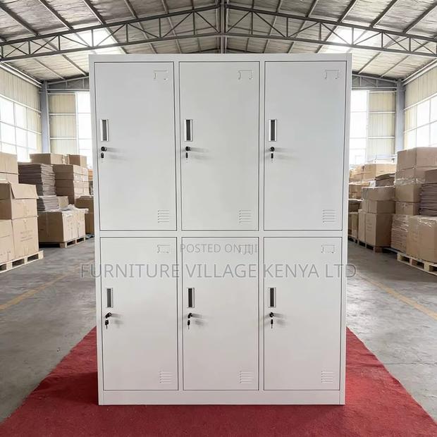 6-Door Metallic Changing Rooms Storage Locker - thumbnail 9