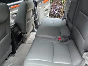 Isuzu D-MAX 2022 Silver