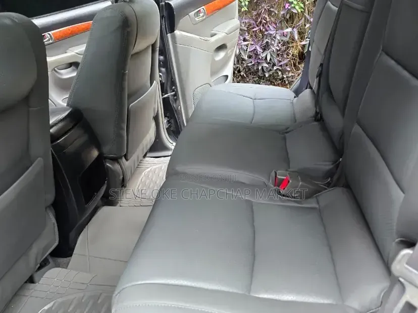 Isuzu D-MAX 2022 Silver