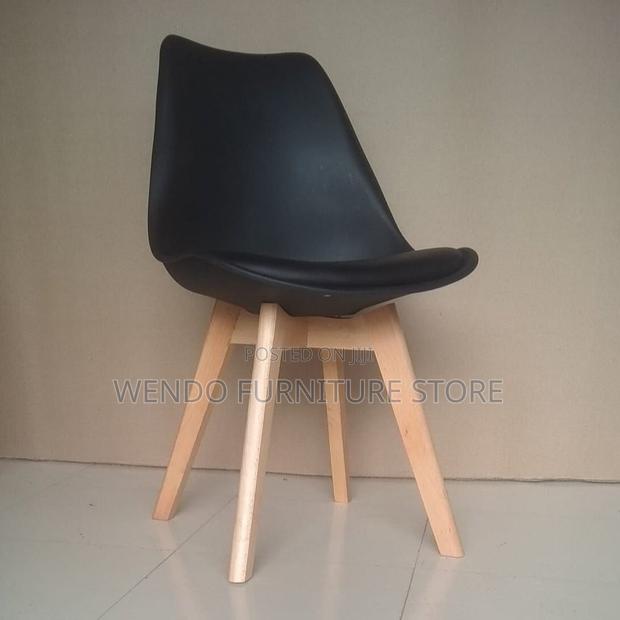 Dining Chairs; Eames Design Dining Chairs - thumbnail 9