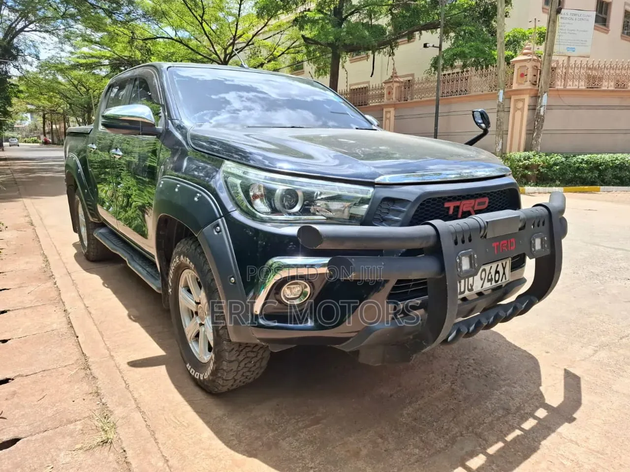 Toyota Hilux 2019 Black