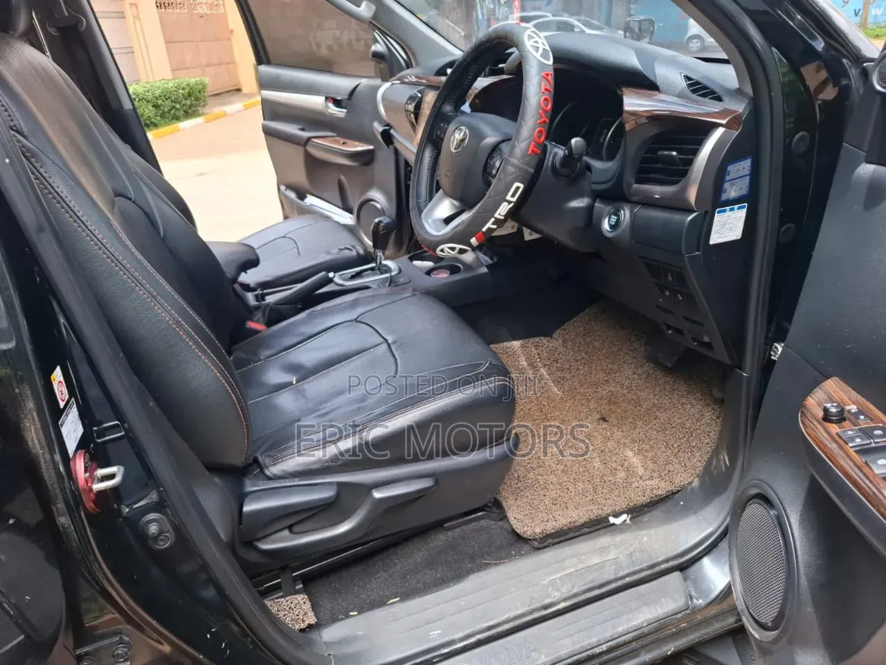 Toyota Hilux 2019 Black