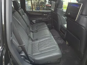 Lexus LX 570 AWD 2020 Black