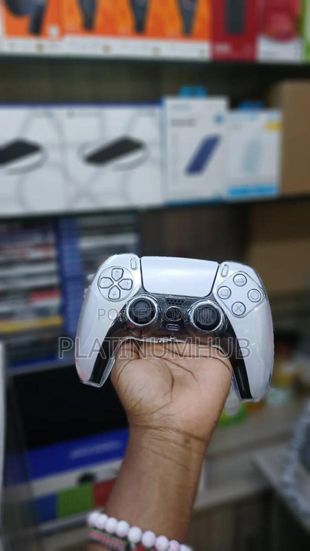 Clear Crystal Casing - main view