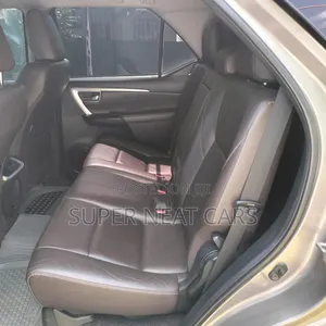 Toyota Fortuner 2.8 D AWD 2017 Brown