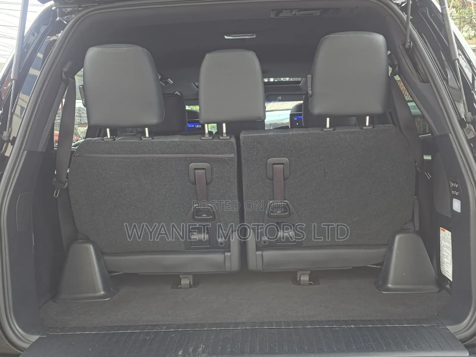 Lexus LX 570 AWD 2020 Black