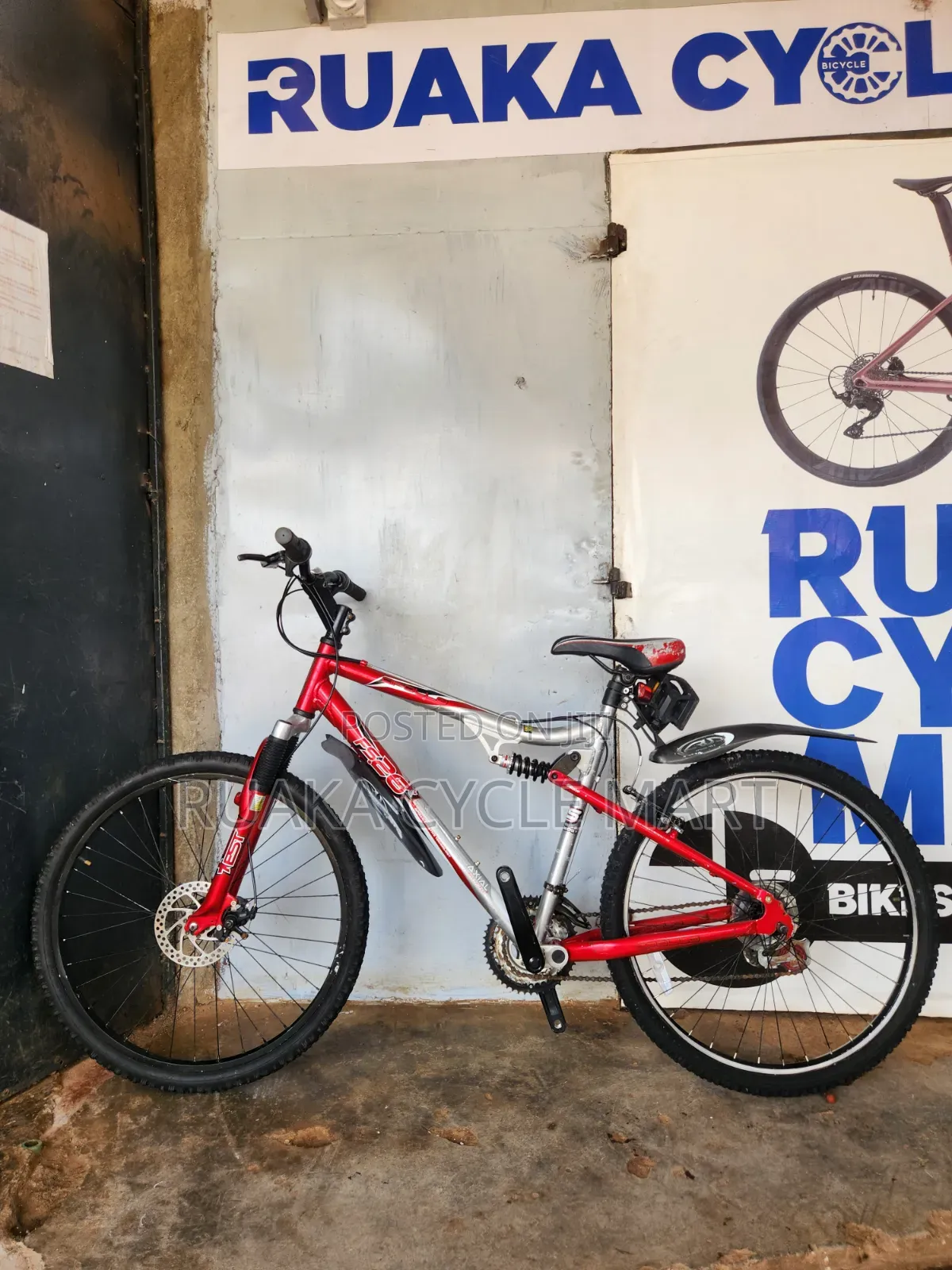 26-Inch Ex Uk Apollo Bike