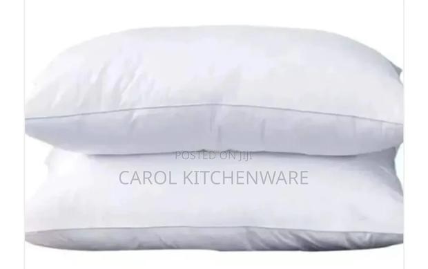 1000 Gm White Compressed Pillow - thumbnail 2