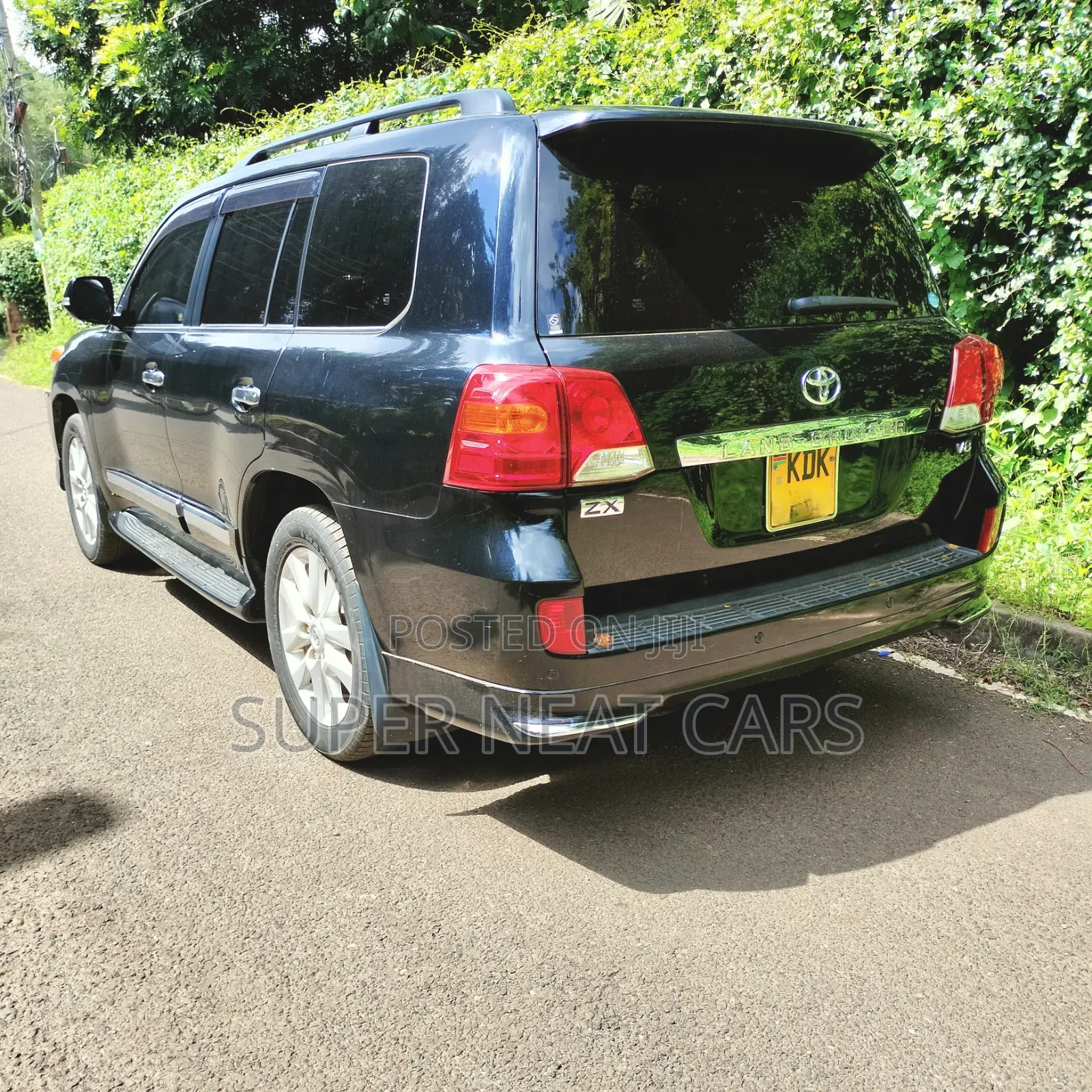 Toyota Land Cruiser 4.6 V8 ZX 2015 Black