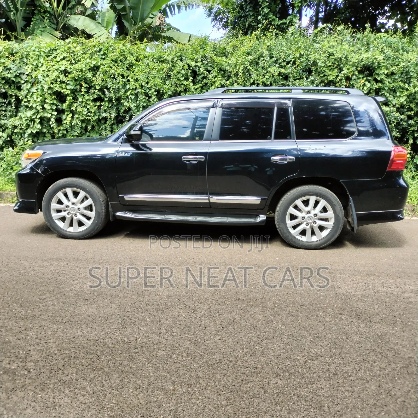 Toyota Land Cruiser 4.6 V8 ZX 2015 Black