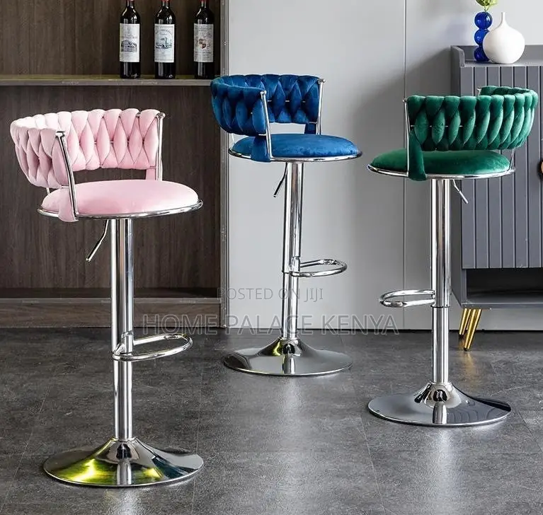 Bar Chair: Simple Bar Chair With Lifting Rotating Design