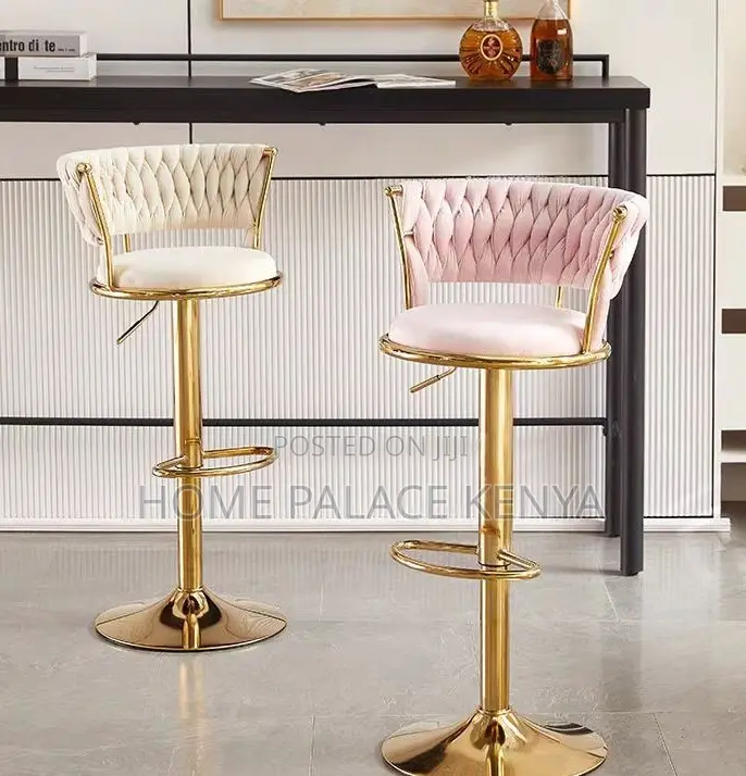 Bar Chair: Simple Bar Chair With Lifting Rotating Design