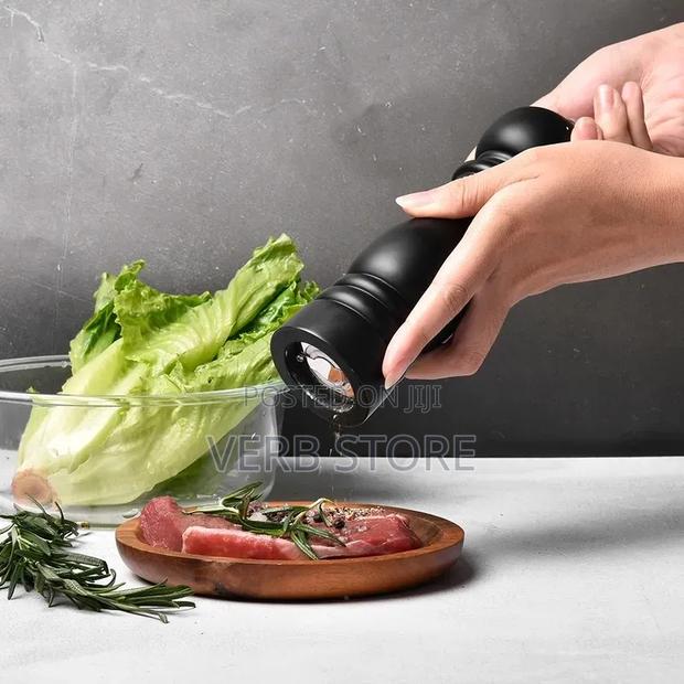6 Inch Wood Pepper Grinder Mill Adjustable Stainless Steel Grinder*