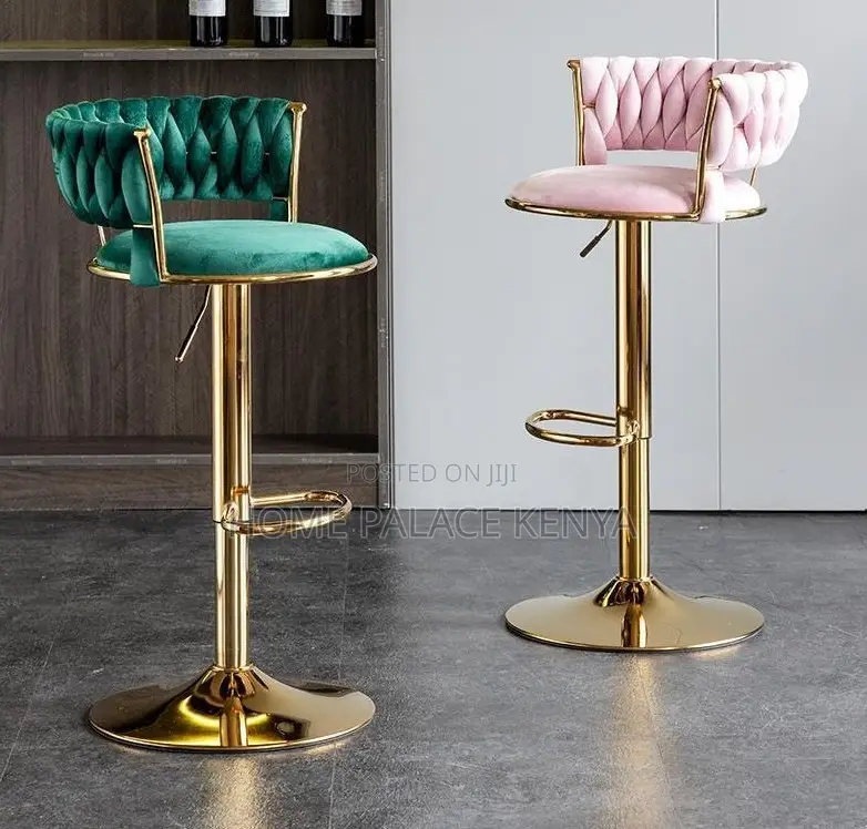 Bar Chair: Simple Bar Chair With Lifting Rotating Design