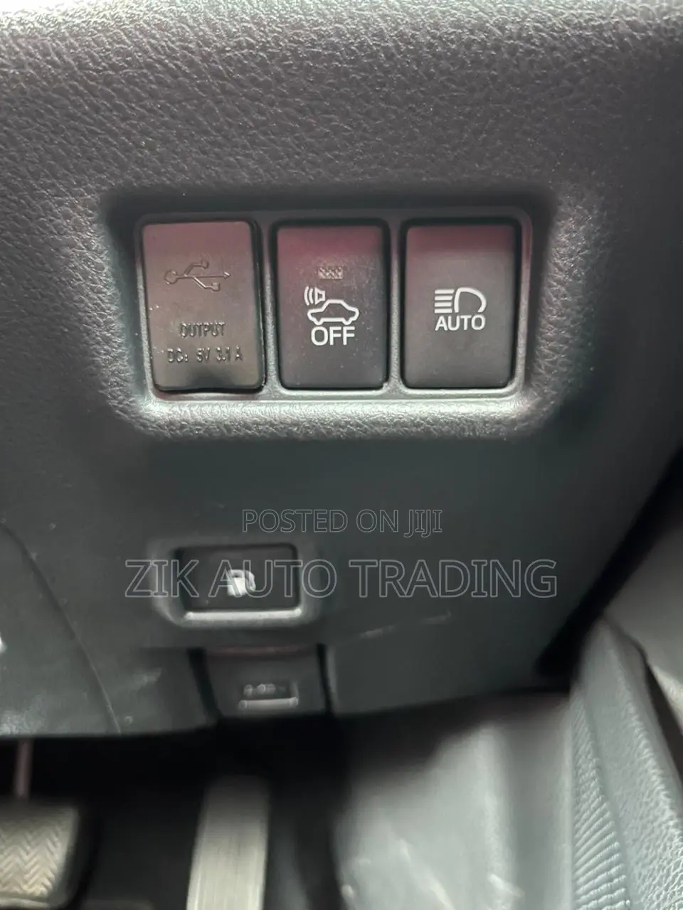 Toyota C-HR 2017 Gray