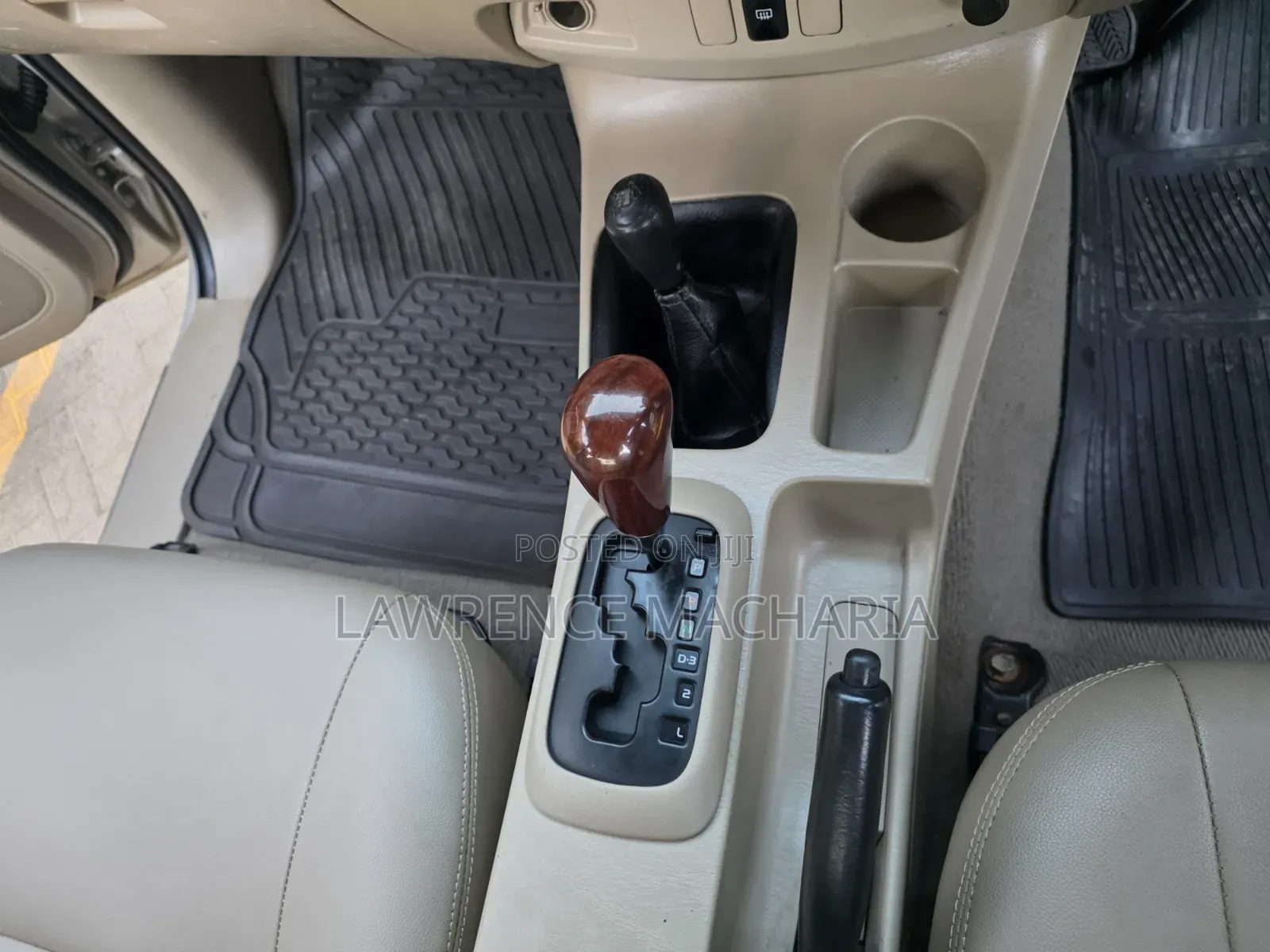 Toyota Hilux 2014 Gold