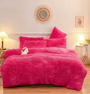 Fluffy Duvet 
Pillowcases: 4pcs.
Bedsheet: 1pc.
Fluffy Duvet: 1pc