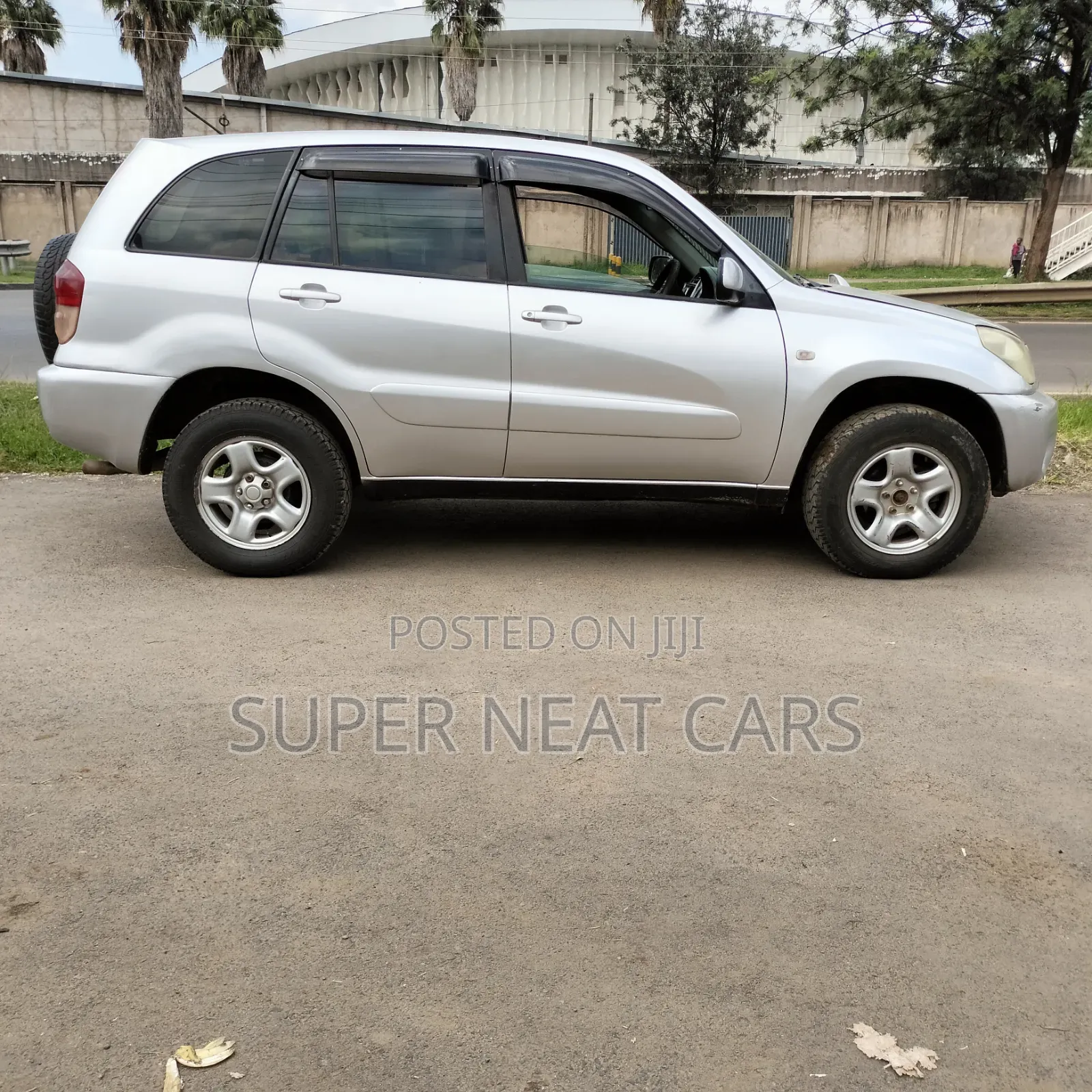 Toyota RAV4 Base 4x4 1997 Silver