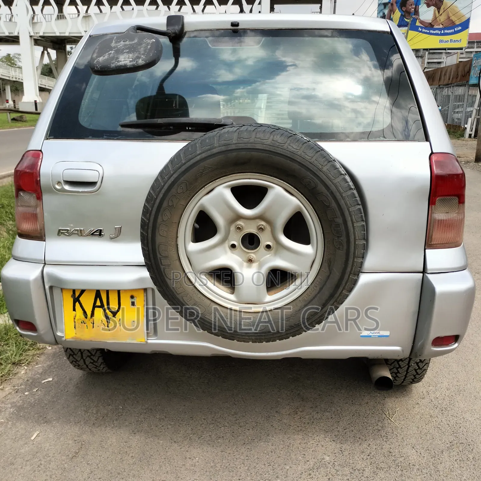 Toyota RAV4 Base 4x4 1997 Silver