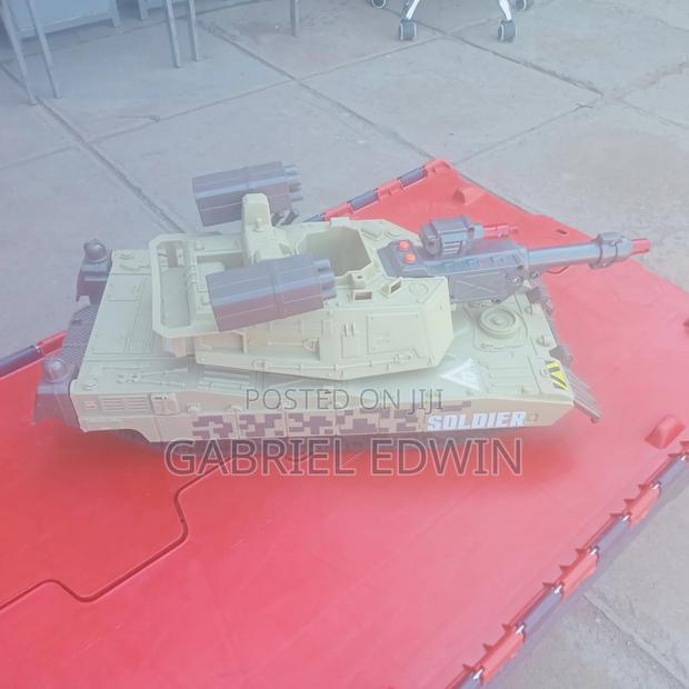Military Tank - thumbnail 2