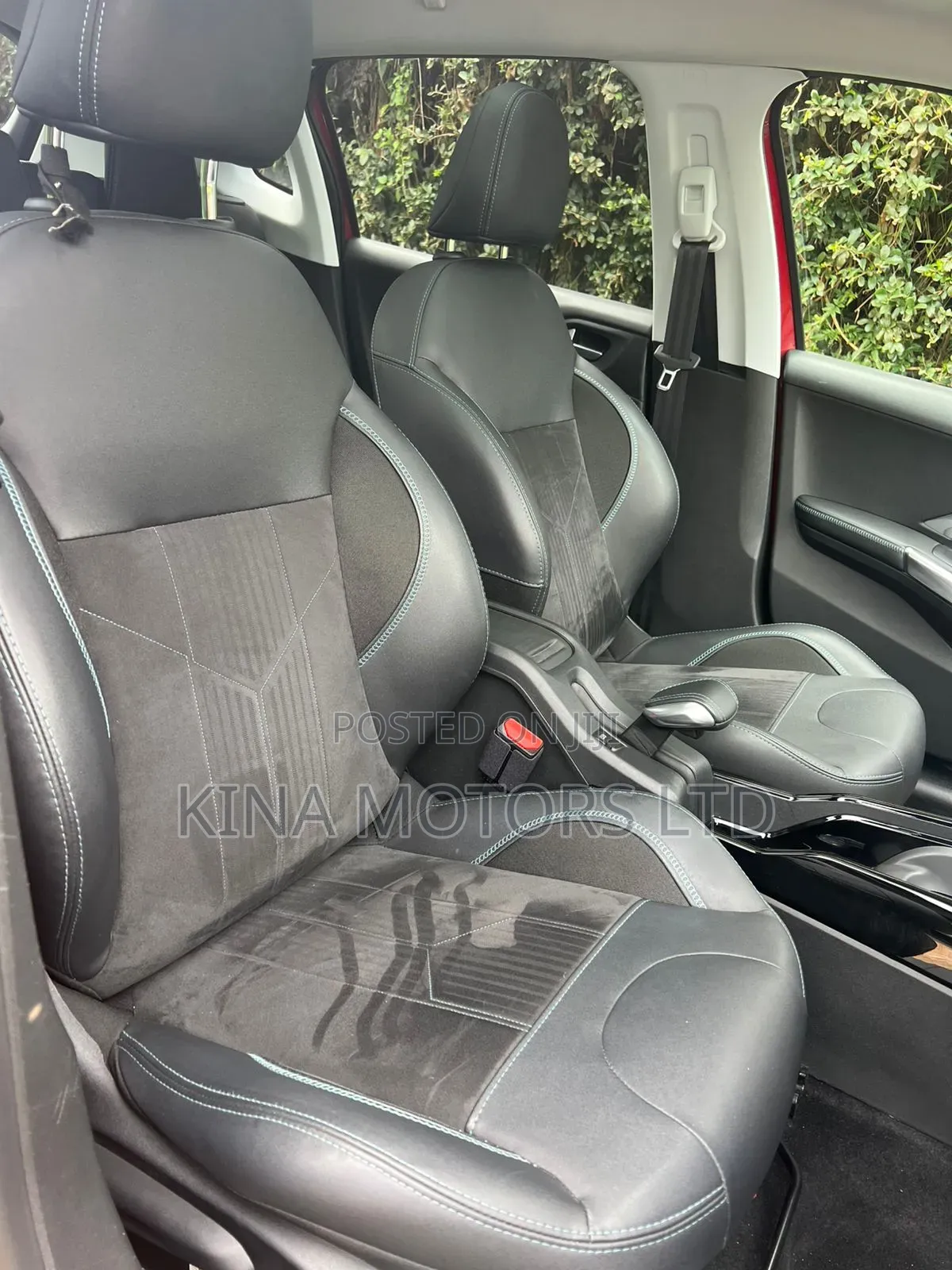 Peugeot 2008 2019 Maroon