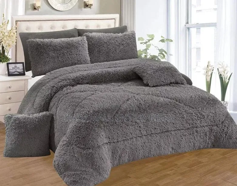 Fluffy Duvet Greyish,1 Bedsheets 2 Pillow Cases and 1 Duvet