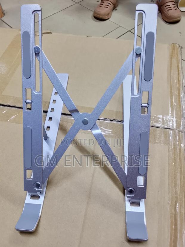 Foldable Laptop Stand