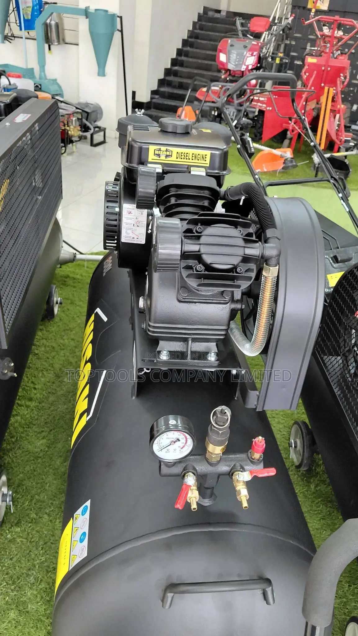 Hisaki Japan 2 in 1 Compressor 200 Litres With Diesel Engine 8.5hp