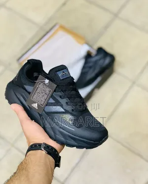 *Adidas Terrex* 
 *Sizes: 41 42 43*