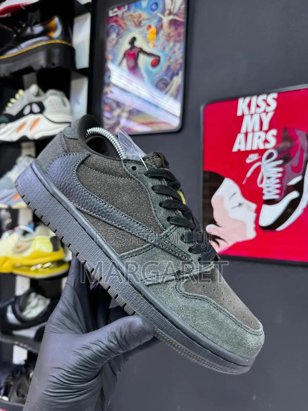 Nike Air Jordan 1 Low Og "Mocha"