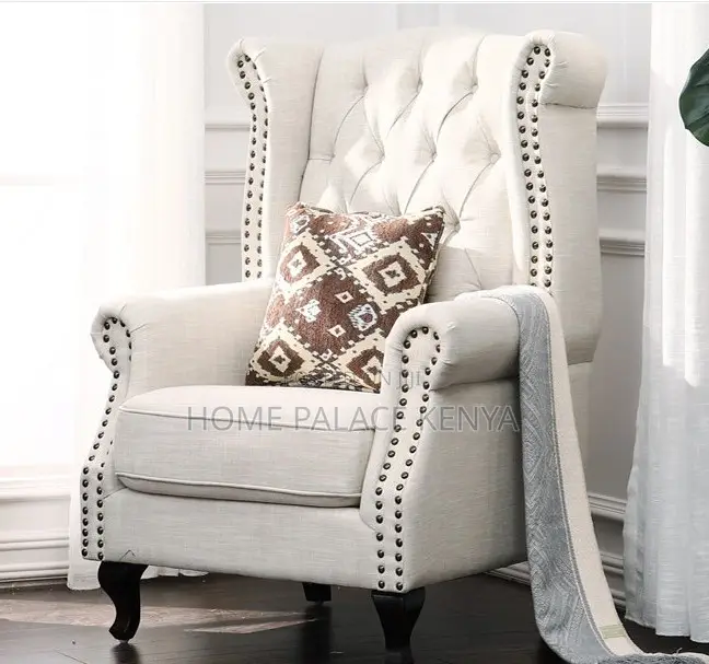 Accent Chair; Upholstered Accent Chair With Curved Wooden Legs