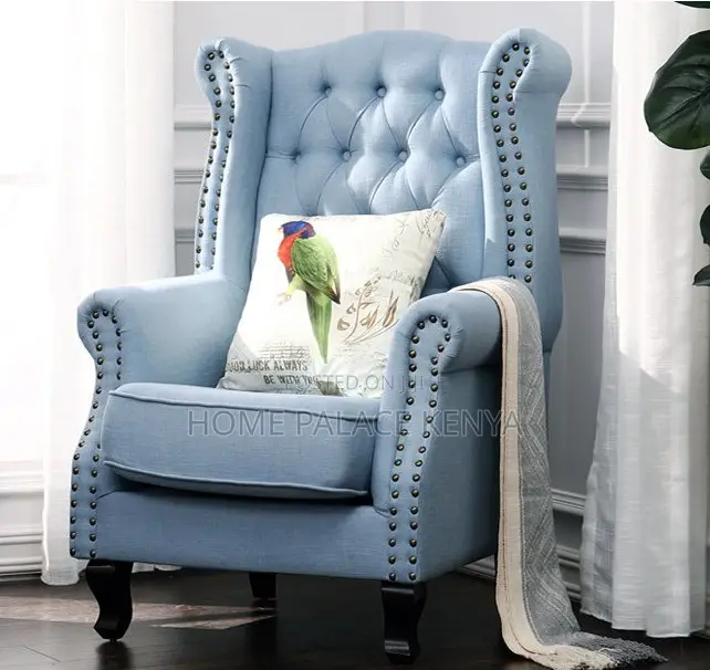 Accent Chair; Upholstered Accent Chair With Curved Wooden Legs