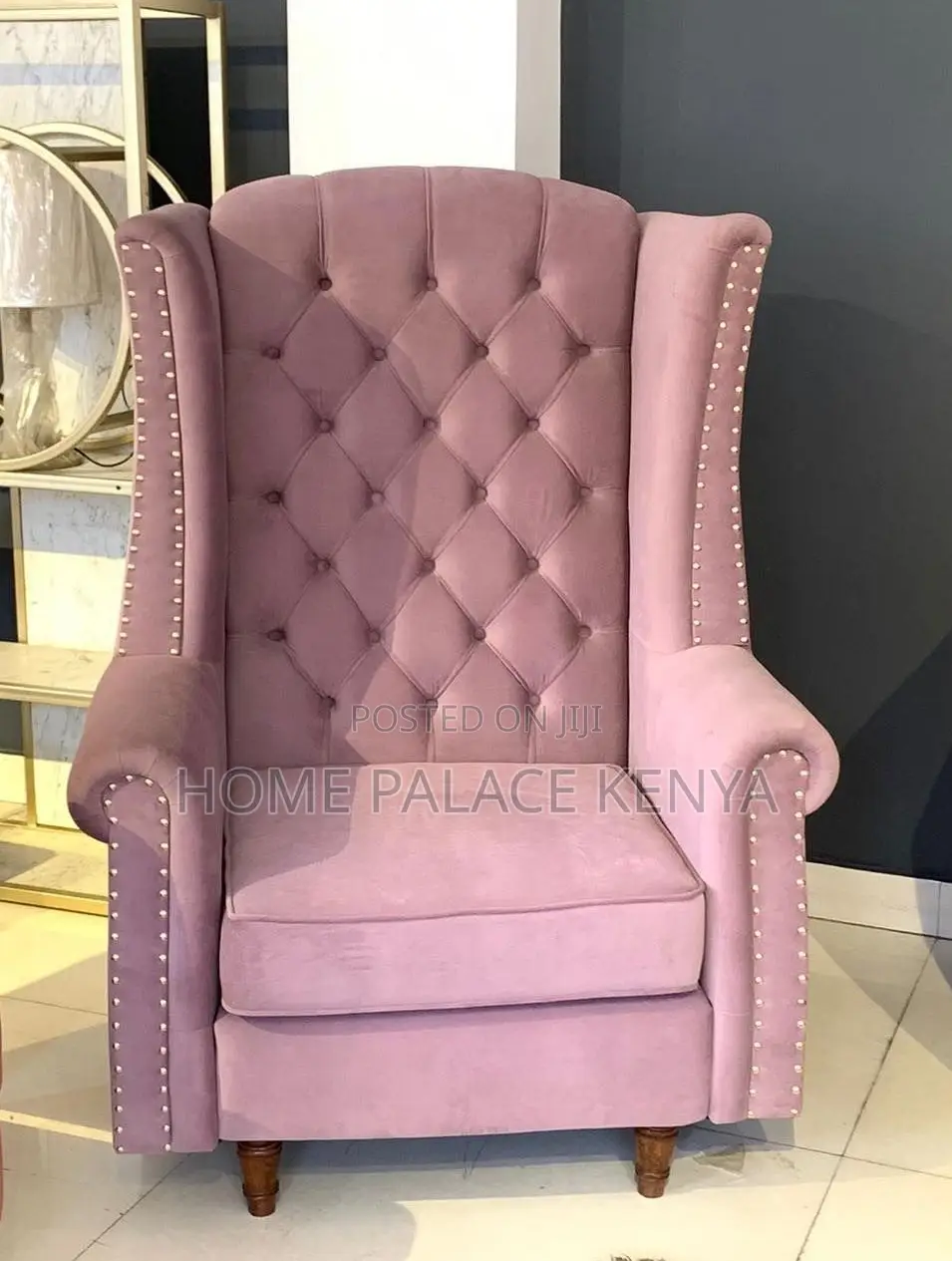 Accent Chair; Upholstered Accent Chair With Curved Wooden Legs