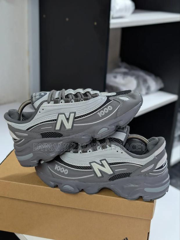 New Balance 1000 Grey Shoes - thumbnail 2