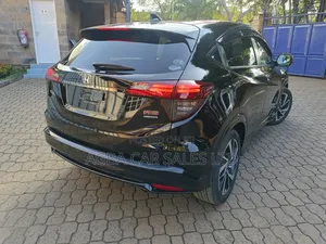 Honda Vezel 2019 Black
