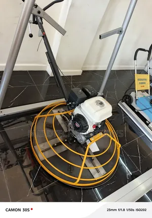 Honda Gp160 Power Trowel – Smooth Concrete Finishing Machine