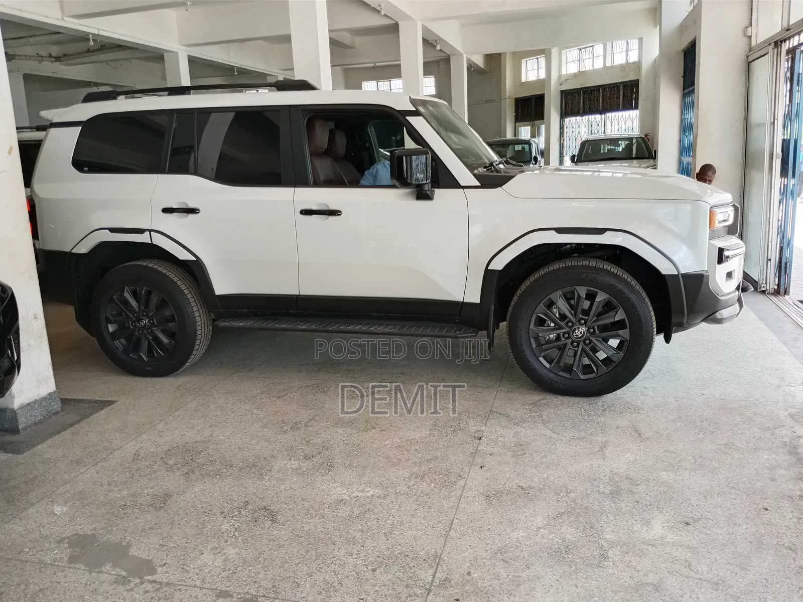 Toyota Land Cruiser 76 Series 2024 White