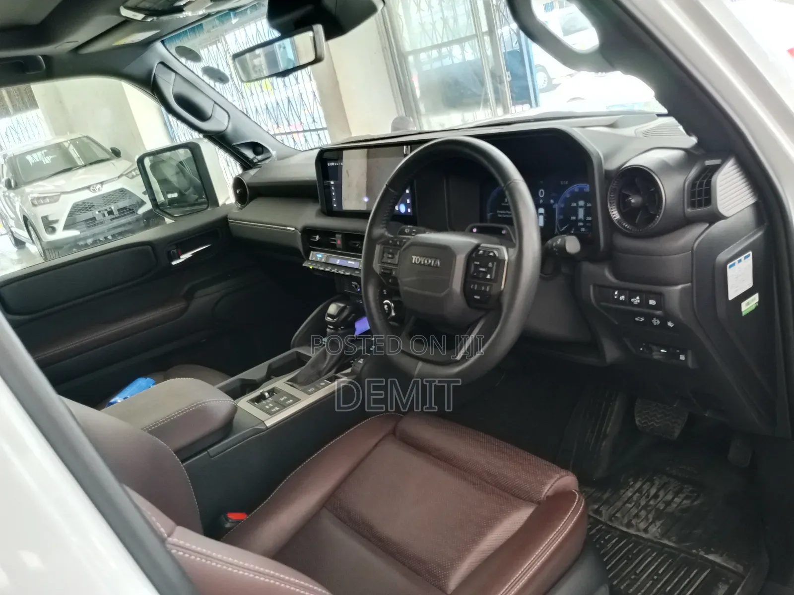 Toyota Land Cruiser 76 Series 2024 White