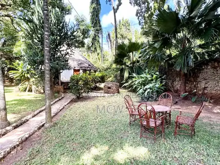 3bdrm Villa in La Marina, Mtwapa for sale